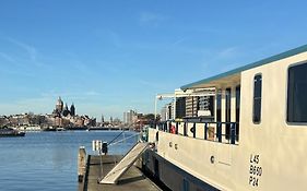Hotelboat Iris